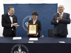 Licenciatura en Medicina General y Comunitaria de la BUAP recibe acreditación internacional de COMAEM