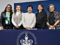 La Rectora Lilia Cedillo reconoce el reto que implica formar adolescentes en la Preparatoria Urbana Enrique Cabrera