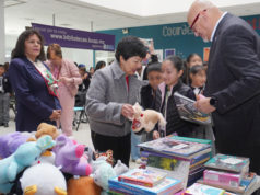 La Rectora de la BUAP participa en la campaña “Regala una sonrisa”