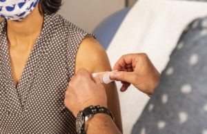 Una decisión que protege vidas: Académica IBERO Puebla habla de la importancia de la vacunación