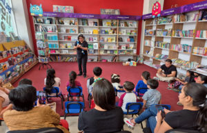 Recibe Librería CCU a niños en la “Hora mágica de los cuentos”
