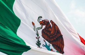 Académico IBERO Puebla reflexiona en torno al Día de la Constitución Mexicana