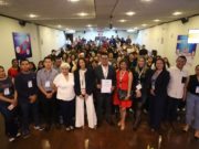 El senador Néstor Camarillo Medina dialoga con estudiantes del Centro de Investigación y Estudios Universitarios para el Desarrollo (CIEUD)