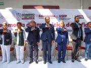Entrega SEP cofias y distintivos a estudiantes de la USEP