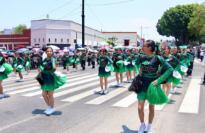 Participa Conalep en desfile del 164 Aniversario de la Batalla de Puebla