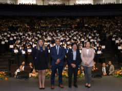 Acompaña Rectora Lilia Cedillo a estudiantes del Complejo Regional Centro en su graduación