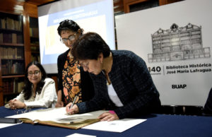 Inaugura Rectora Lilia Cedillo el Coloquio Internacional Bibliotecas Centenarias