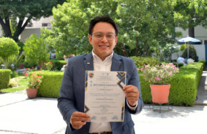 Destaca estudiante BUAP en congreso nacional de enfermería