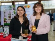 Talentos IBERO Puebla desarrollan biomaterial inteligente para detectar alimentos en mal estado