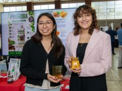 Talentos IBERO Puebla desarrollan biomaterial inteligente para detectar alimentos en mal estado