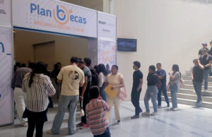 Apoya BUAP la educación a través de la feria Plan Becas 2026