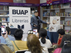 Presenta Mario Iván Martínez colección de cuentos infantiles en la Librería CCU