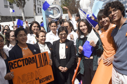 Celebra 45 años la Preparatoria 2 de Octubre de 1968